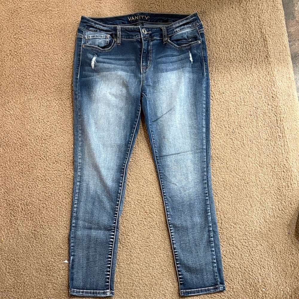 Vanity Women's Classic Blue Skinny Jeans- Size 30